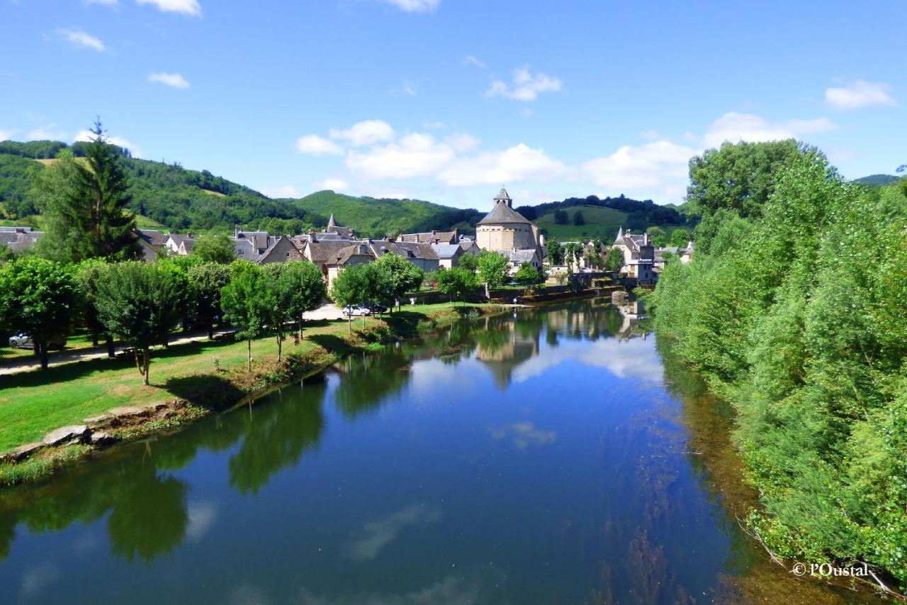 L'Oustal Bed & Breakfast Sainte-Eulalie-d'Olt Bagian luar foto